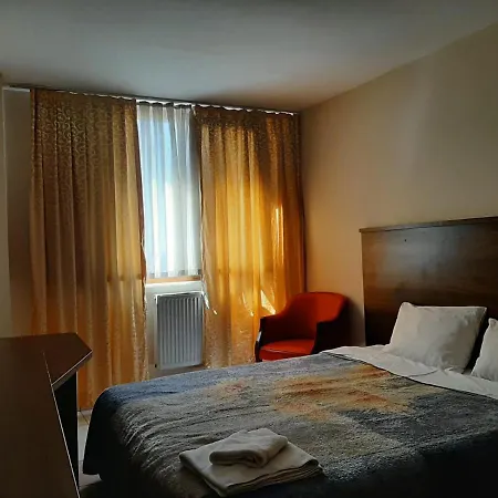 Mira Hotel Istanbul 2*